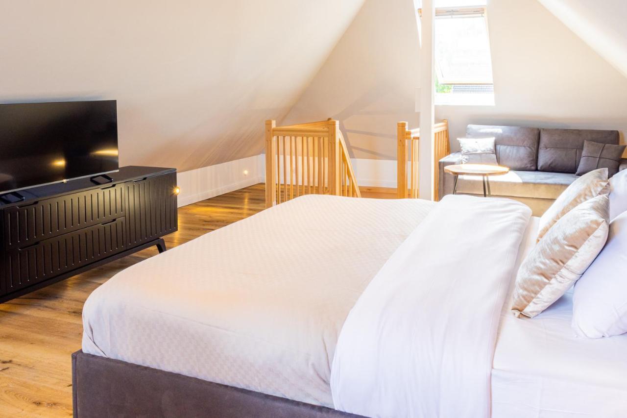 Moderne Maisonette Ferienwohnung Mit Gartenzugang, Nur 7 Gehminuten Zum Strand, Parkplatz & Fahrradunterstellplatz Scharbeutz Luaran gambar