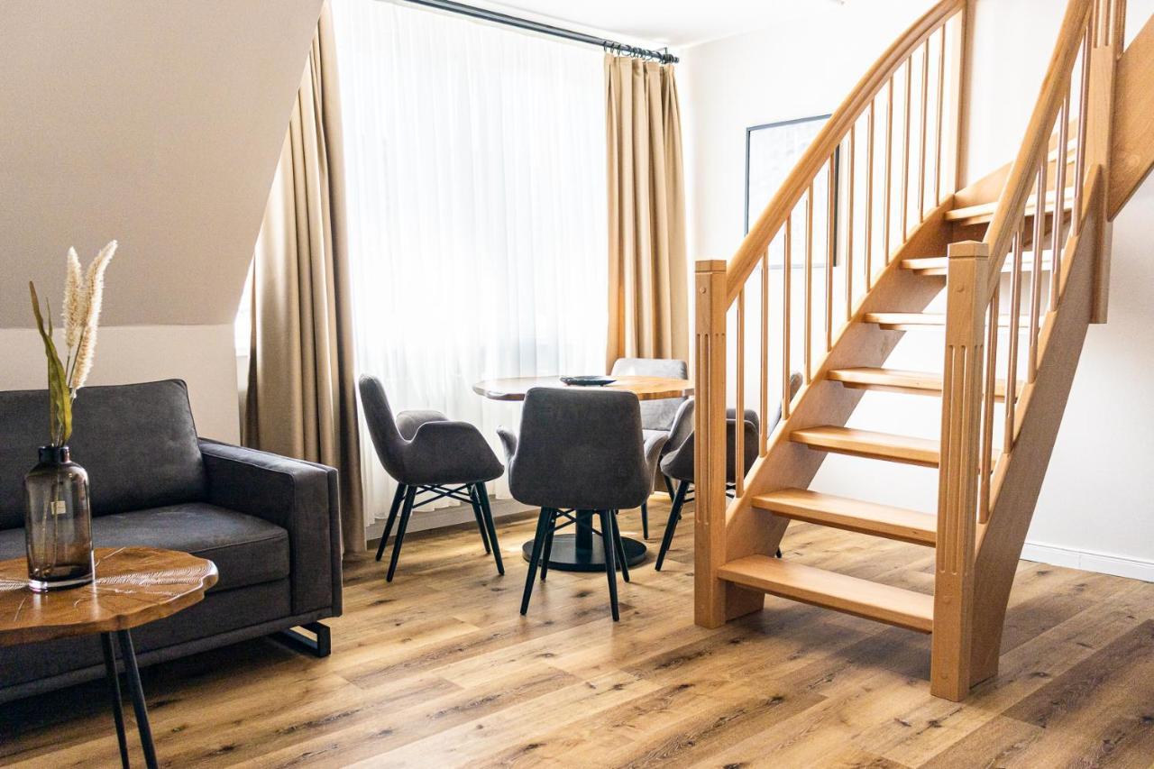 Moderne Maisonette Ferienwohnung Mit Gartenzugang, Nur 7 Gehminuten Zum Strand, Parkplatz & Fahrradunterstellplatz Scharbeutz Luaran gambar