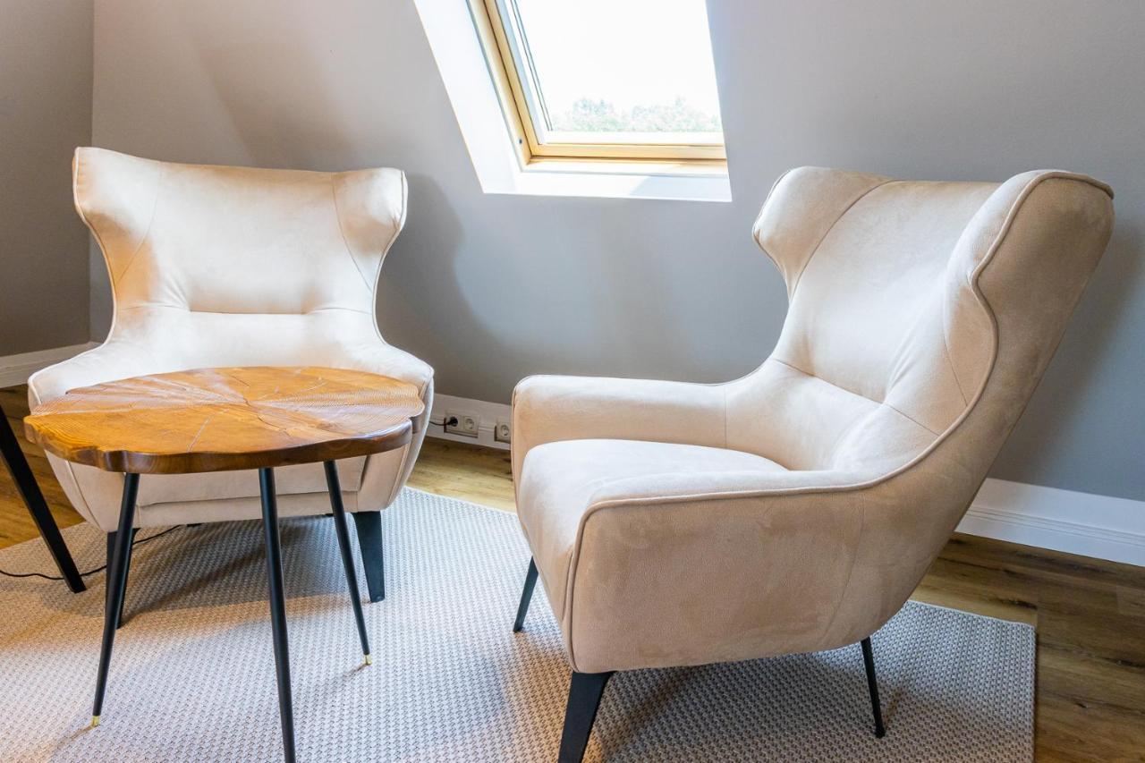Moderne Maisonette Ferienwohnung Mit Gartenzugang, Nur 7 Gehminuten Zum Strand, Parkplatz & Fahrradunterstellplatz Scharbeutz Luaran gambar