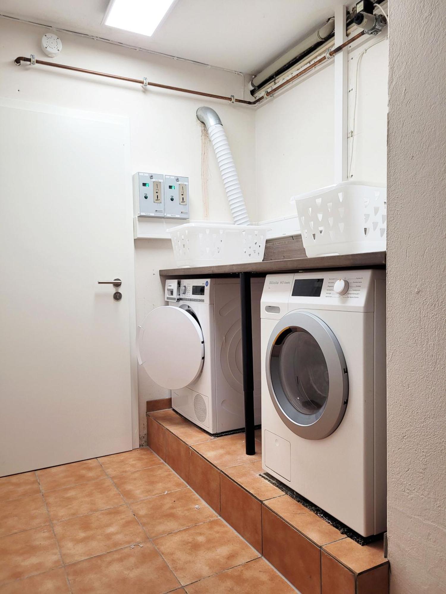 Moderne Maisonette Ferienwohnung Mit Gartenzugang, Nur 7 Gehminuten Zum Strand, Parkplatz & Fahrradunterstellplatz Scharbeutz Luaran gambar
